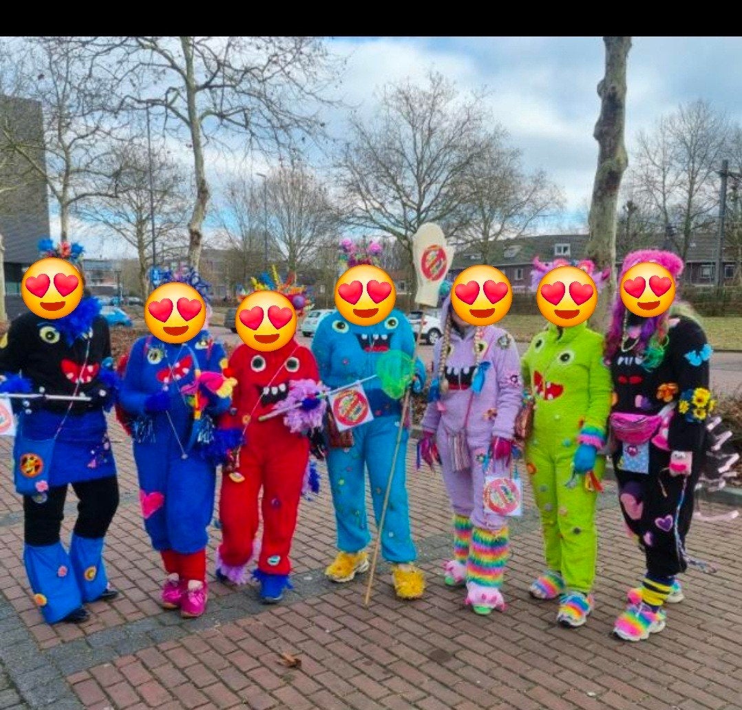 prijswinnende Loopgroep Monsters Kinderen en dames, Ophalen of Verzenden, Zo goed als nieuw, 170 of groter, Jongen of Meisje