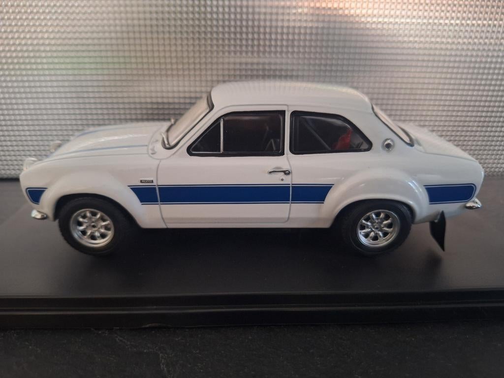 Ford Escort MK1 RS 2000 1973 Schaal 1:24, Hobby en Vrije tijd, Modelauto's | 1:24, Overige merken, WhiteBox, Nieuw, WhiteBox