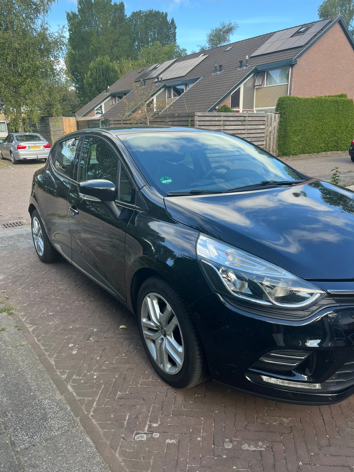 Renault Clio Energy dCi 90pk Eco2 S&S 2017 Zwart, Auto's, Voorwielaandrijving, Stof, Zwart, Zwart