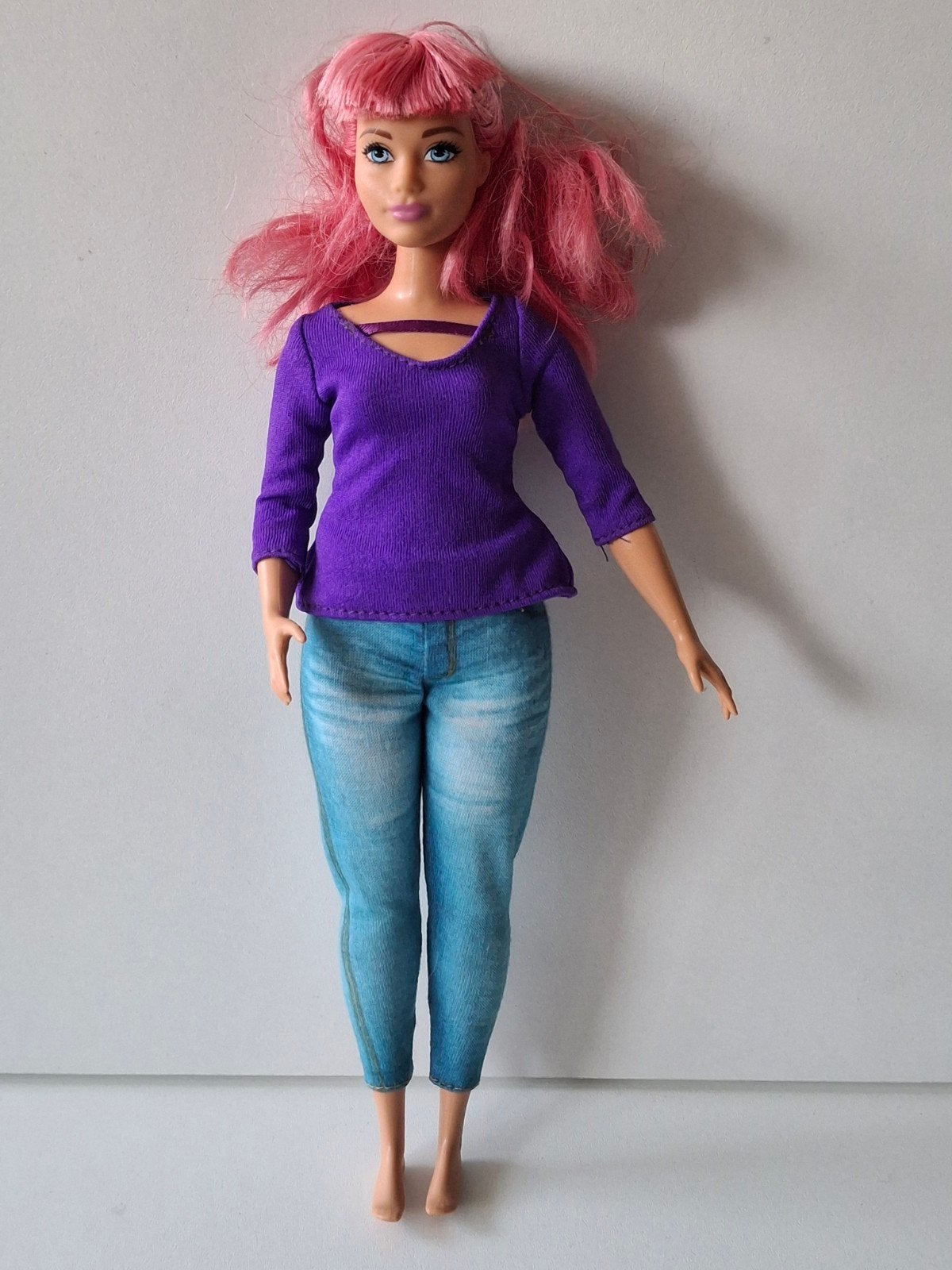 Barbie curve van Mattel. Geen broodmagere barbie., Verzamelen, Ophalen of Verzenden, Pop