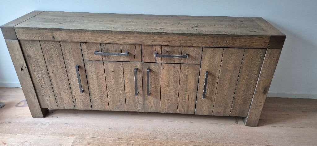 Eetkamer tafel / dressoir/ tv meubel/sallon, Ophalen, Gebruikt, Eikenhout, 200 cm of meer
