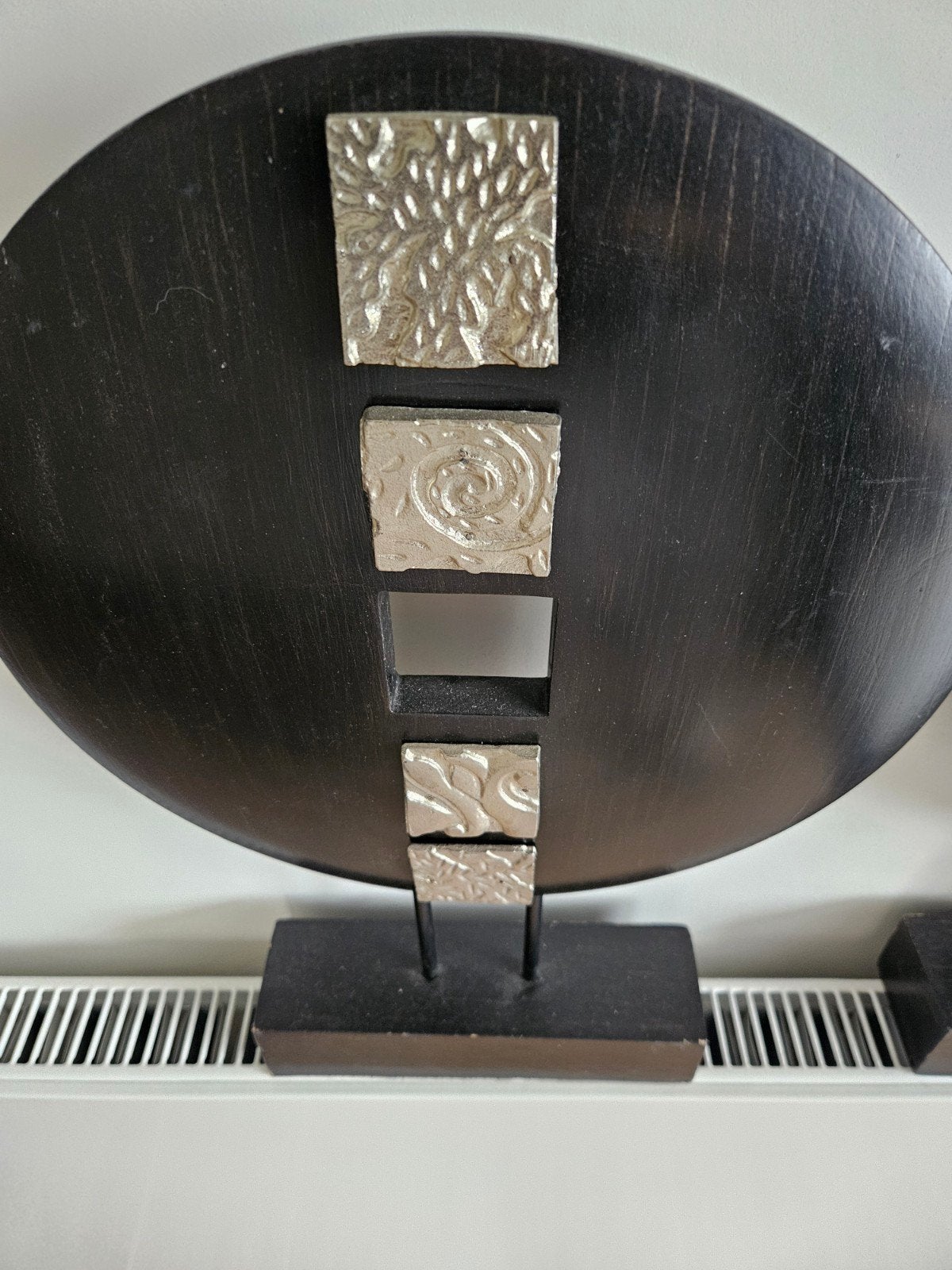 Twee houten sier accessoires., Ophalen, Zo goed als nieuw