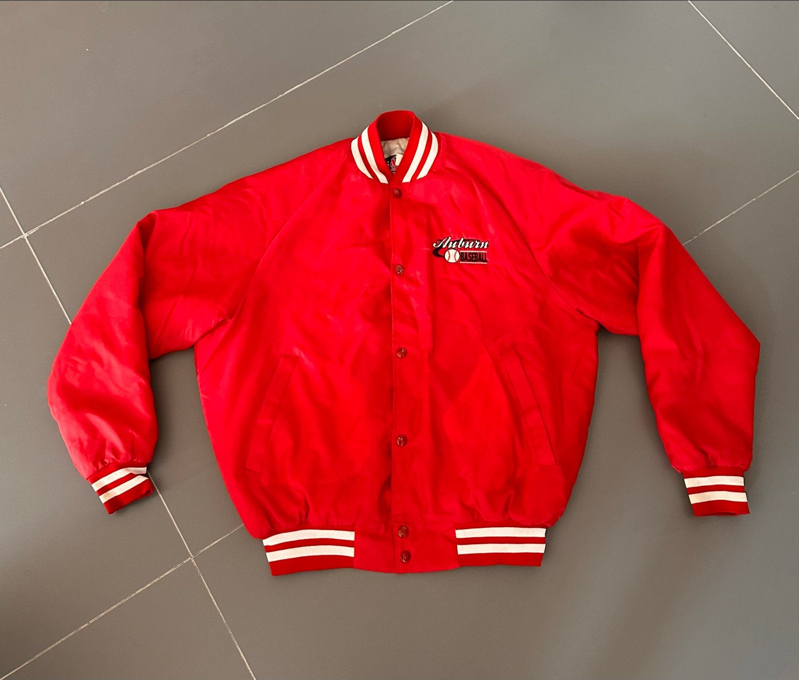 Vintage Auburn Baseball Varsity Jacket Rood Maat M, Ophalen of Verzenden, Gedragen, Maat 38/40 (M), Rood