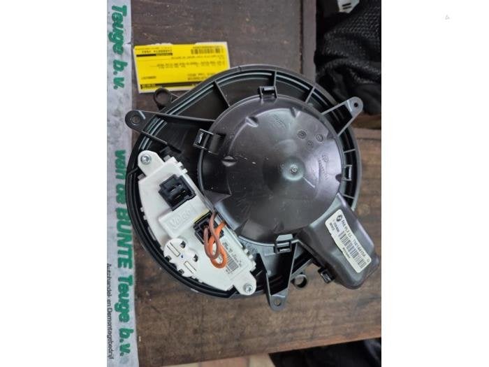 Kachel Ventilatiemotor van een BMW 1-Serie, Gebruikt, -, -, 3 maanden garantie