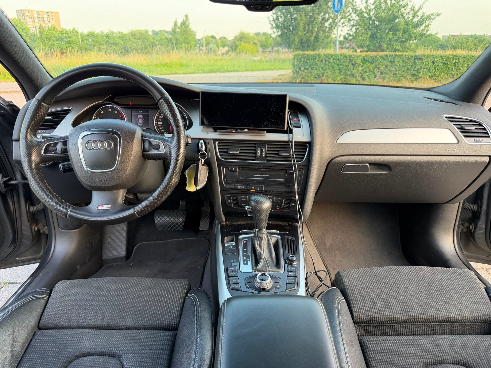 Audi A4 2.0 Tfsi 132KW Multitronic 2010 Grijs, Auto's, Audi, 1440 kg, 4 cilinders, 1984 cc, 179 pk