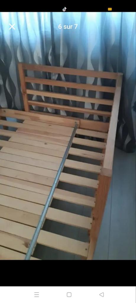 Houten tweepersoonsbedframe met lattenbodem, Ophalen, Gebruikt, Bruin, Tweepersoons