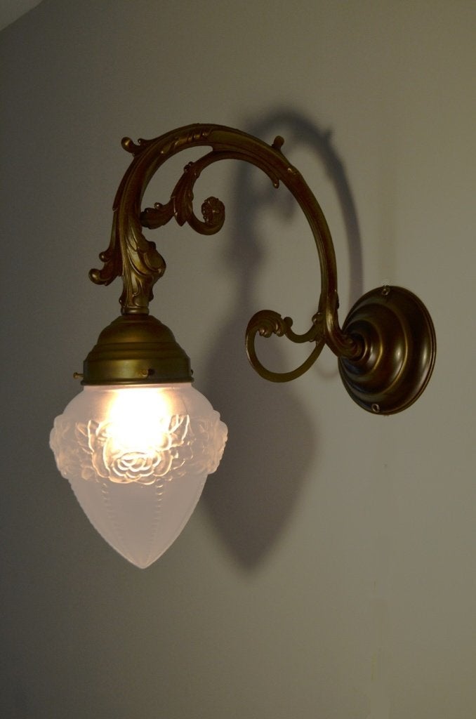 2 stuks Grote Art-Deco  / Art-Nouveau lampen - Bloemdecor, Ophalen of Verzenden, Gebruikt, Glas, Art-Deco, Art-Nouveau, Jugendstil, Berlage, Amsterdamse school
