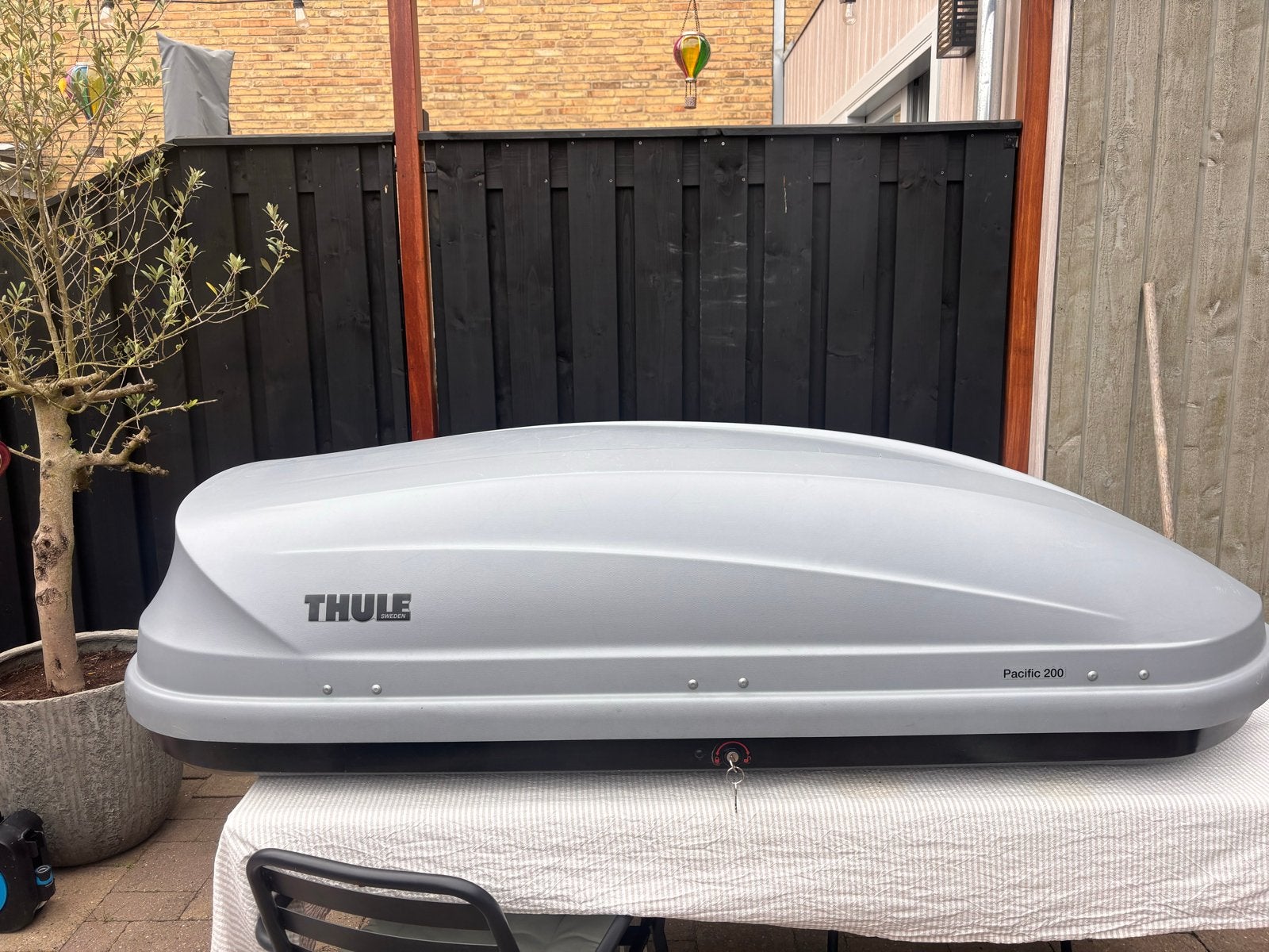 Thule Pacific 200 Dakkoffer - Ruime en Betrouwbare Opslag, Auto diversen, Dakkoffers, Ophalen of Verzenden, Gebruikt