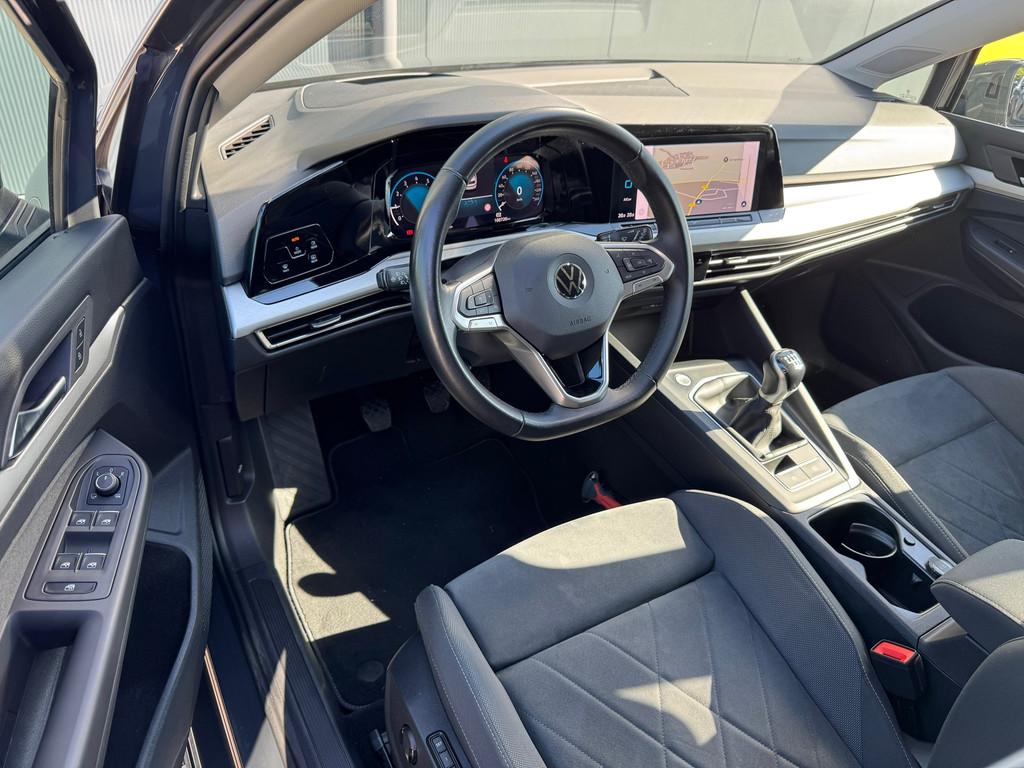 Volkswagen Golf 1.0 TSI Life * Memory * Massage * Camera * S, Voorwielaandrijving, Euro 6, Alcantara, Origineel Nederlands