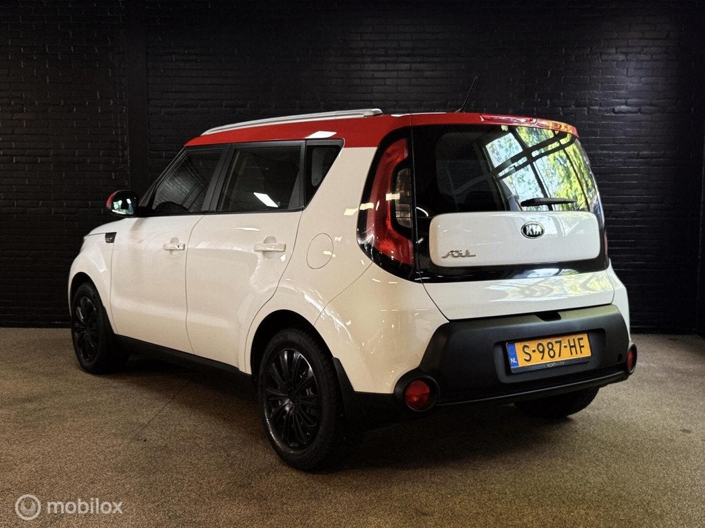 Kia Soul 1.6 Bass TWO TONE AIRCO ELEK PAKKET, Auto's, Kia, Voorwielaandrijving, Euro 5, 15 km/l, Gebruikt