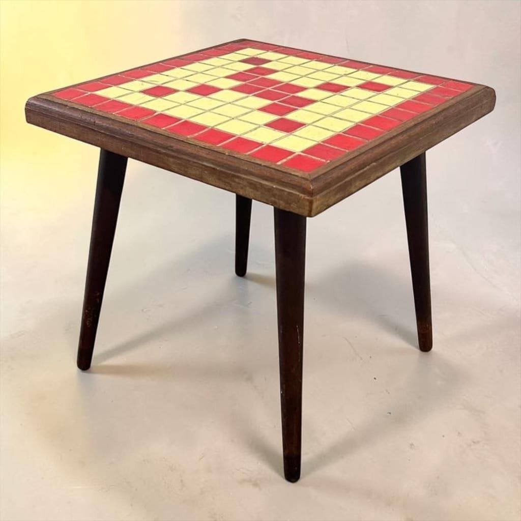 Vintage houten bijzettafel met keramiek / tegeltafeltje, Ophalen