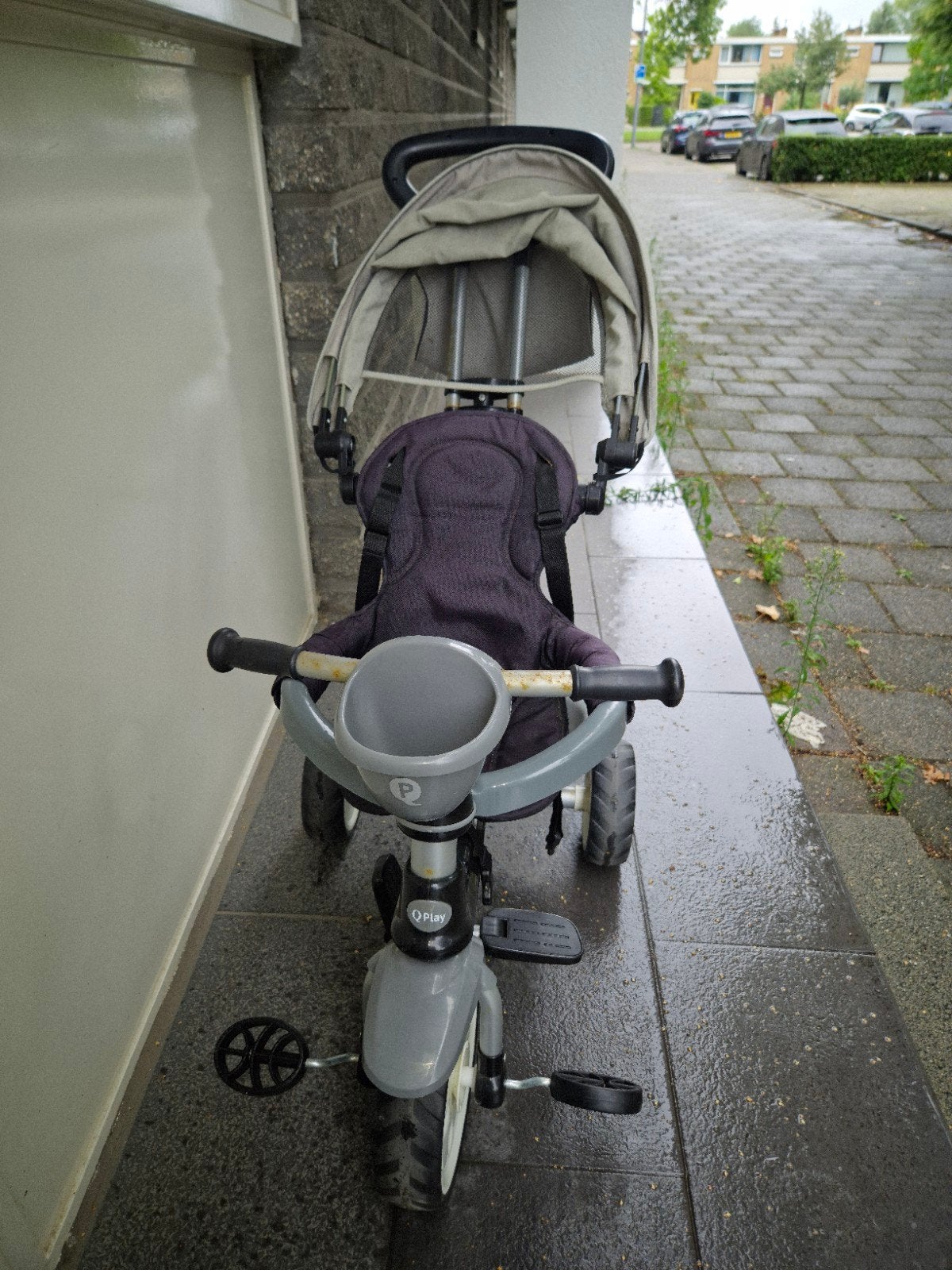 Leuke driewieler met duwstang, Ophalen, Gebruikt, Qplay, Duwstang