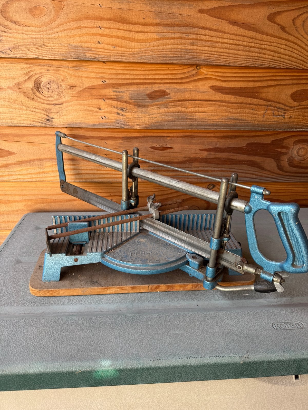VINTAGE PERFEKT Verstekzaag - Handzaag voor Precisiewerk, Ophalen, Gebruikt, Zaag, Overige merken