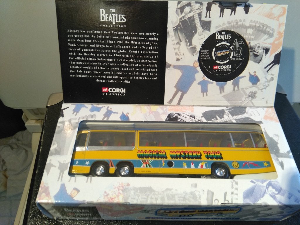 Modelauto's hoofdzakelijk 1: 43, Verzenden, Zo goed als nieuw, Auto, Overige merken