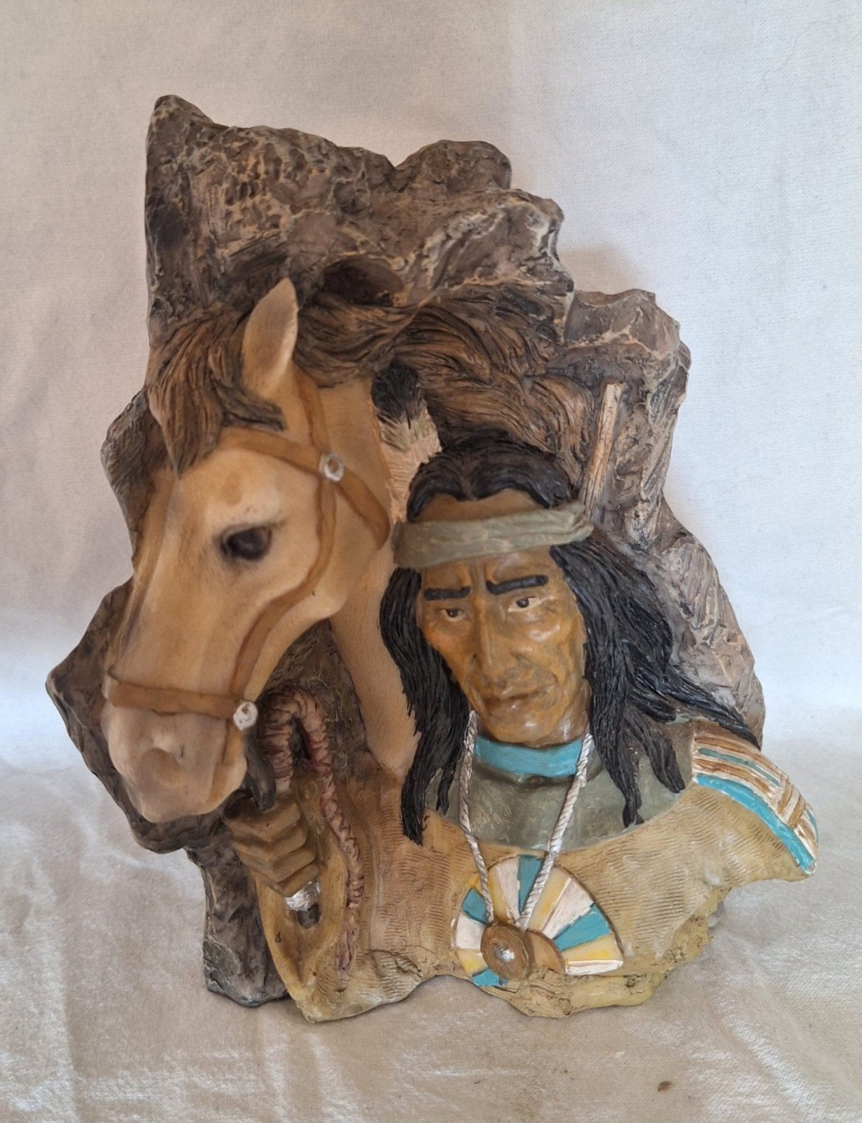 Decoratief beeld: Indiaan met paard, Ophalen, Gebruikt, Mens