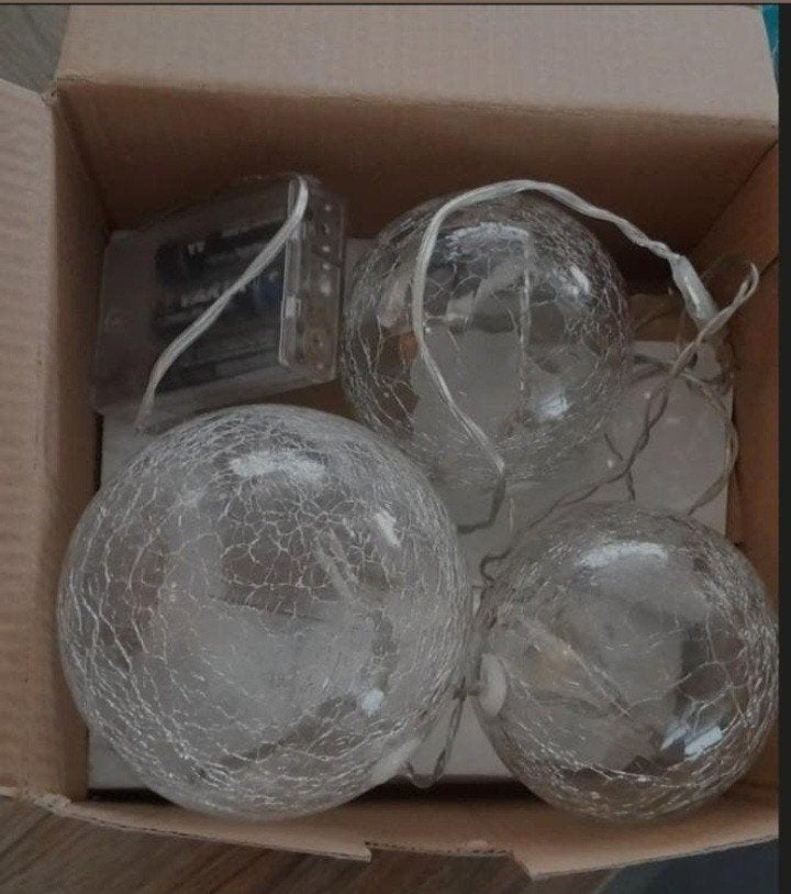 Glazen bollen met lampje erin - Sfeervolle decoratie, Ophalen of Verzenden