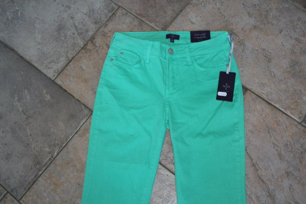 NYDJ vlot groene skinny broek 0 (34/XS) met prijskaartje, ., Nieuw, Ophalen of Verzenden, NYDJ