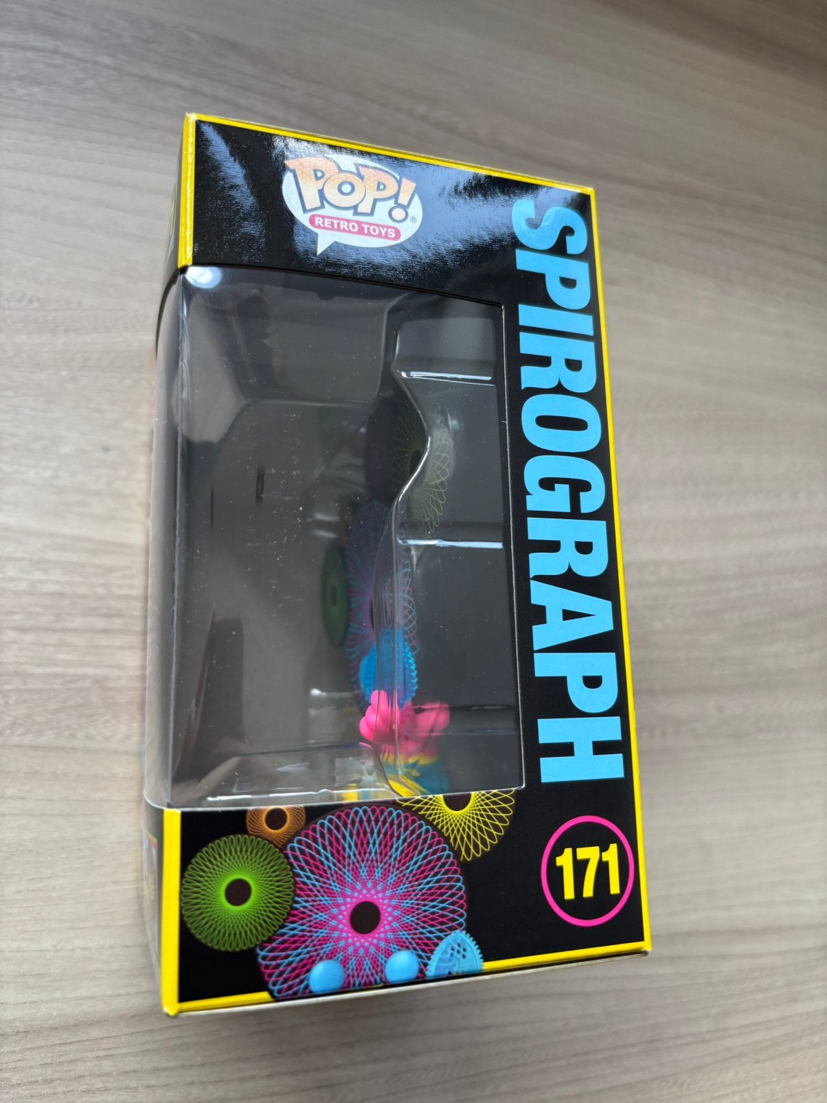 Funko Pop Spirograph #171 Black Light Chase LE Retro Toys, Funko Europe, Ophalen of Verzenden, Zo goed als nieuw, 4th floor, 1 Queen Caroline St, London W6 9YN, Verenigd Koninkrijk