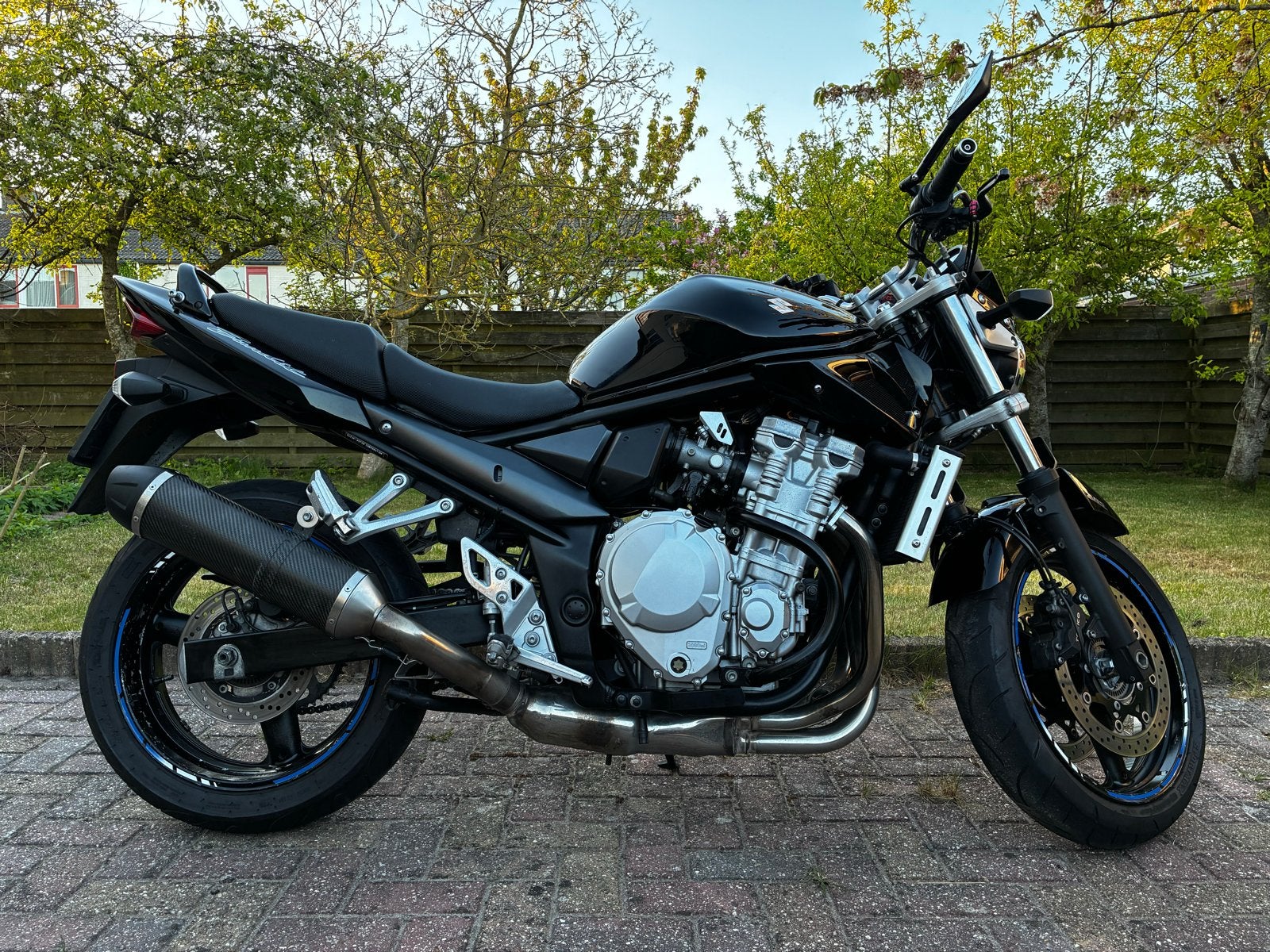 Suzuki Bandit 650 ABS Nette Naked Bike a1
