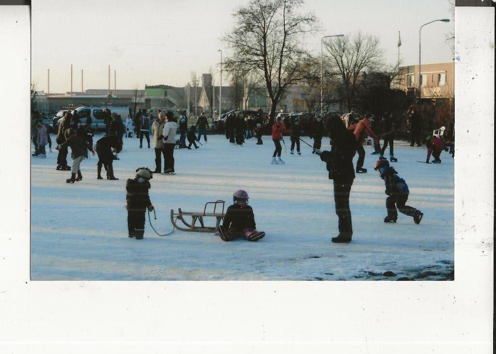 Westland Schaatspret Foto, Ophalen of Verzenden, 1980 tot heden, Ongelopen, Zuid-Holland