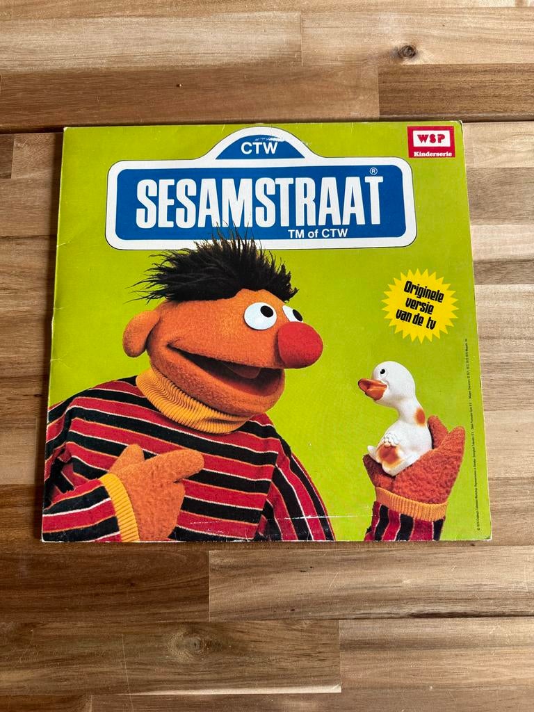Sesamstraat Boek: Ernie en Eendje - Originele TV Versie, Cd's en Dvd's, Vinyl | Kinderen en Jeugd, Ophalen of Verzenden, Gebruikt