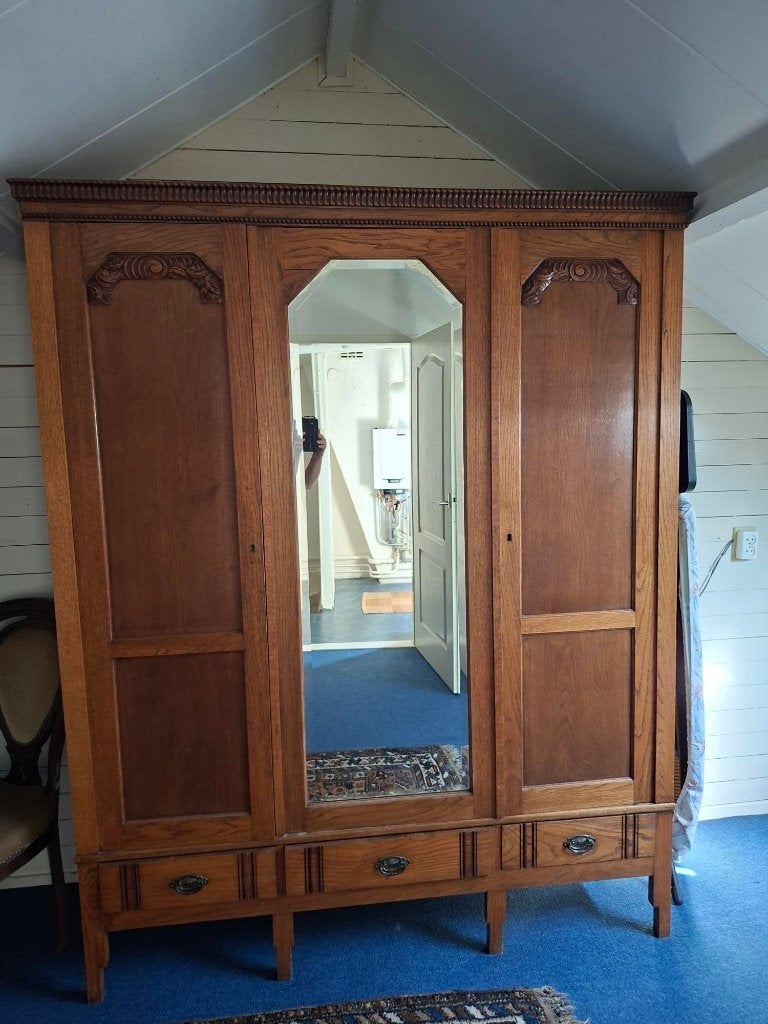 antieke kast met hang en legruimte en spiegels  180 breed, Antiek en Kunst, Antiek | Meubels | Kasten, Ophalen