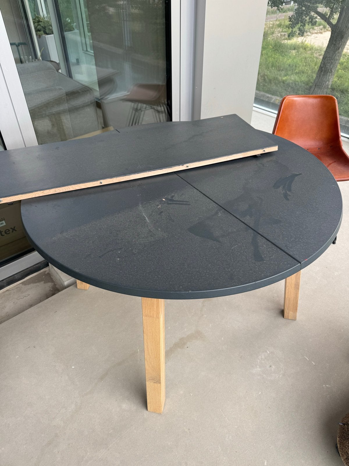Uitschuifbare ronde eiken eettafel - 120cm tot 200cm