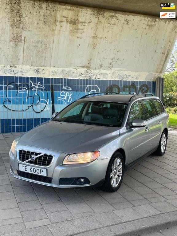Volvo V70 2.0 Kinetic LET OP! LPG G3 Youngtimer Voor Een Kna, Auto's, Voorwielaandrijving, Gebruikt, Handgeschakeld, Automatische klimaatregeling