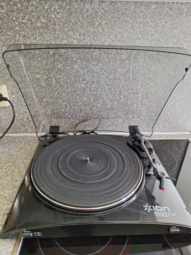 USB platenspeler ION, Audio, Tv en Foto, Platenspelers, Zo goed als nieuw, USB-aansluiting, Platenspeler, Ophalen