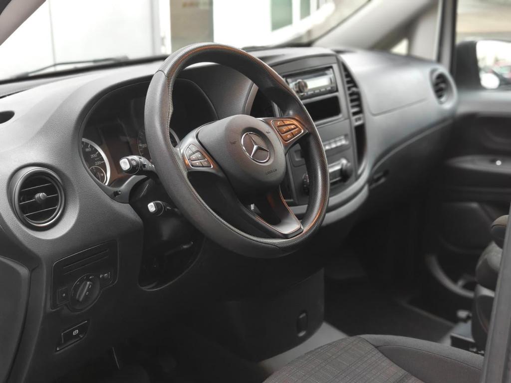 Mercedes-Benz Vito Tourer 114 BlueTEC Pro Extra Lang 8-pers, Automaat, Gebruikt, 2000 kg, Wit