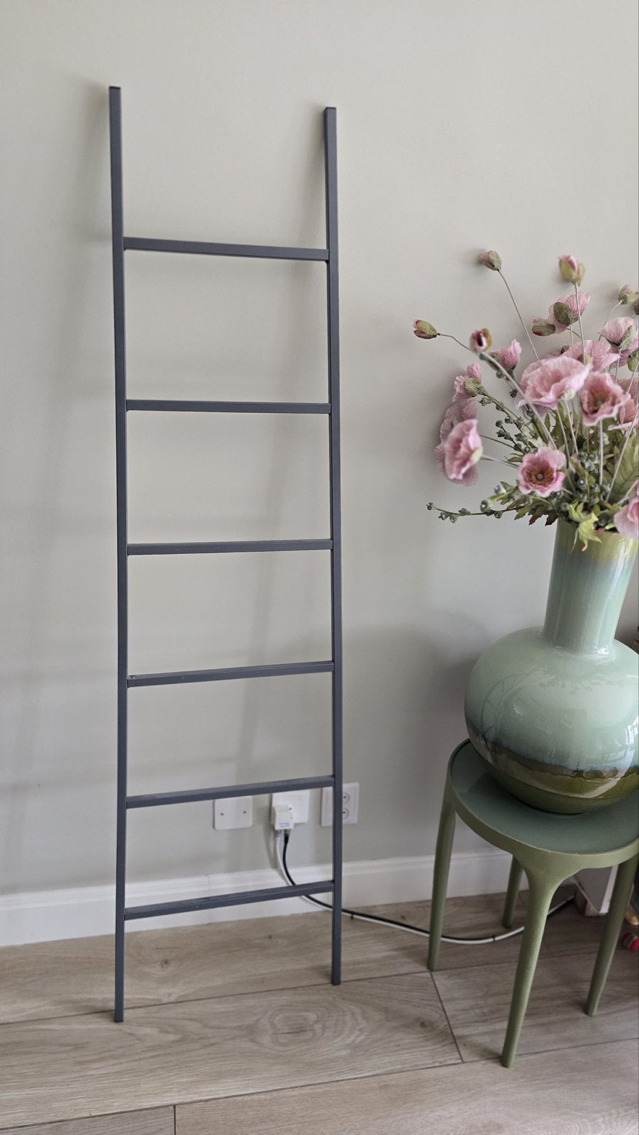Decoratieve ladder - Grijs, Ophalen, Zo goed als nieuw, Ladder, Minder dan 2 meter