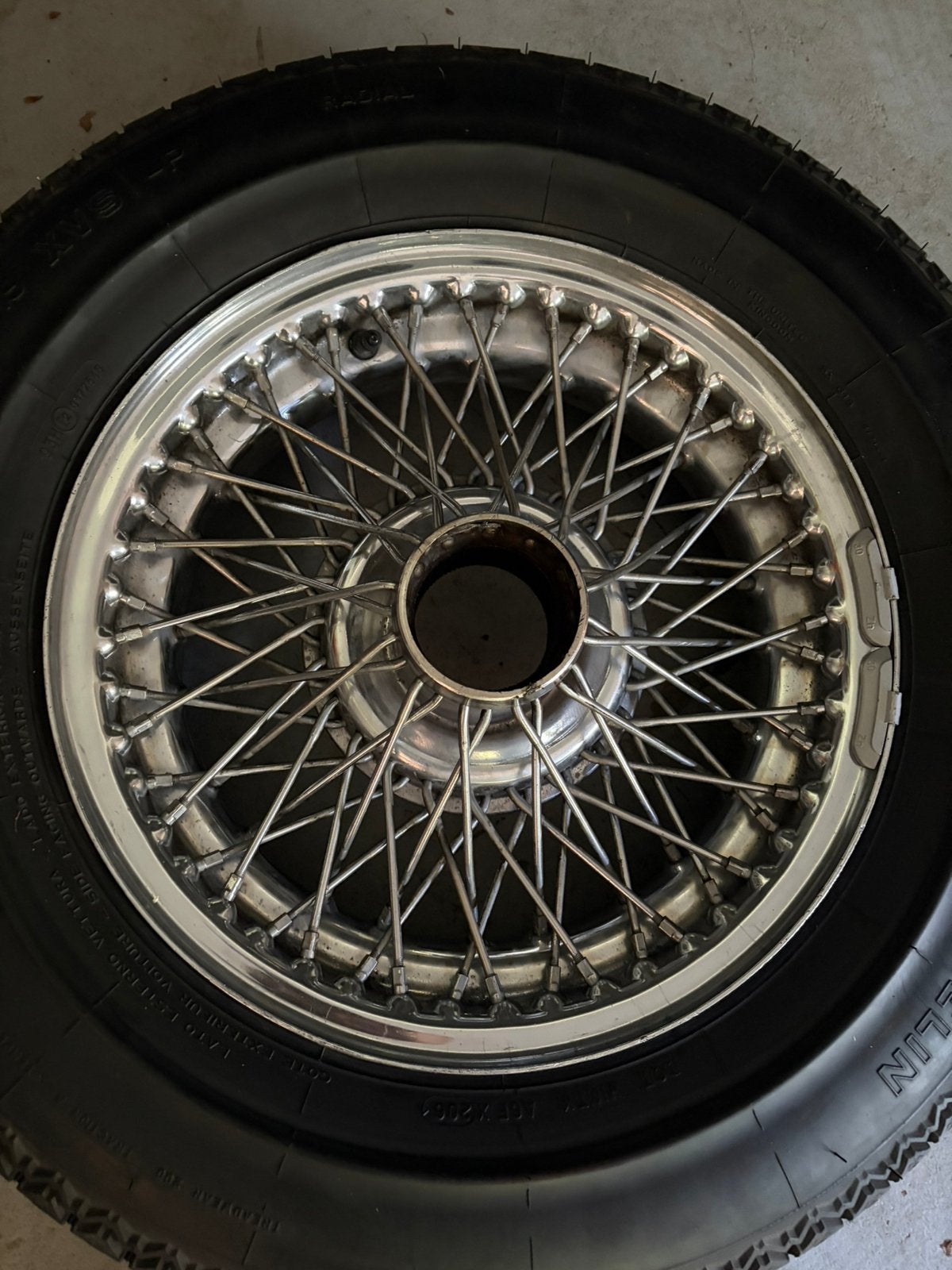 Jaguar Spaakvelgen. Mk2/ S-Type, Ophalen