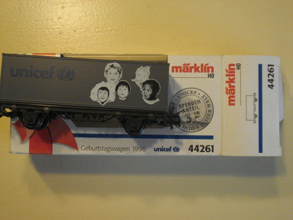 Marklin container wagon Unicef (44261), Wisselstroom, Verzenden, Wagon, Zo goed als nieuw