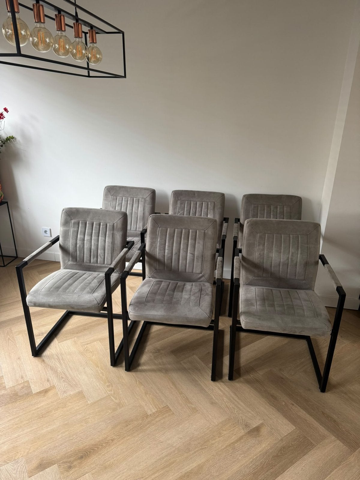 Industriële eetkamerstoelen Adore stof, Huis en Inrichting, Ophalen, Zo goed als nieuw, Vijf, Zes of meer stoelen, Stof