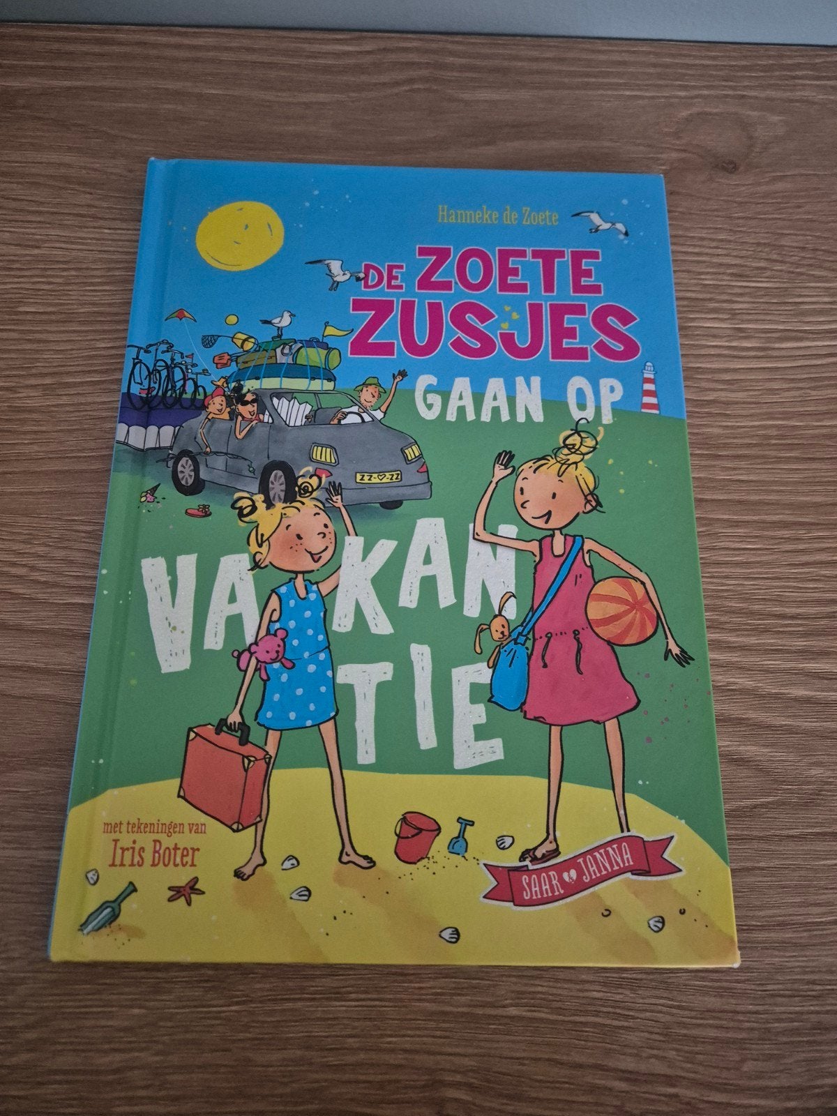 De Zoete Zusjes gaan op vakantie - Kinderboek, Ophalen of Verzenden, Zo goed als nieuw, Hanneke de Zoete, Fictie algemeen