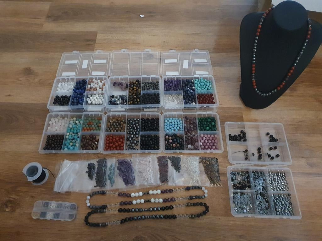 Grote collectie edelstenen kralen en benodigdheden, Hobby en Vrije tijd, Ophalen of Verzenden, Nieuw, Kraal