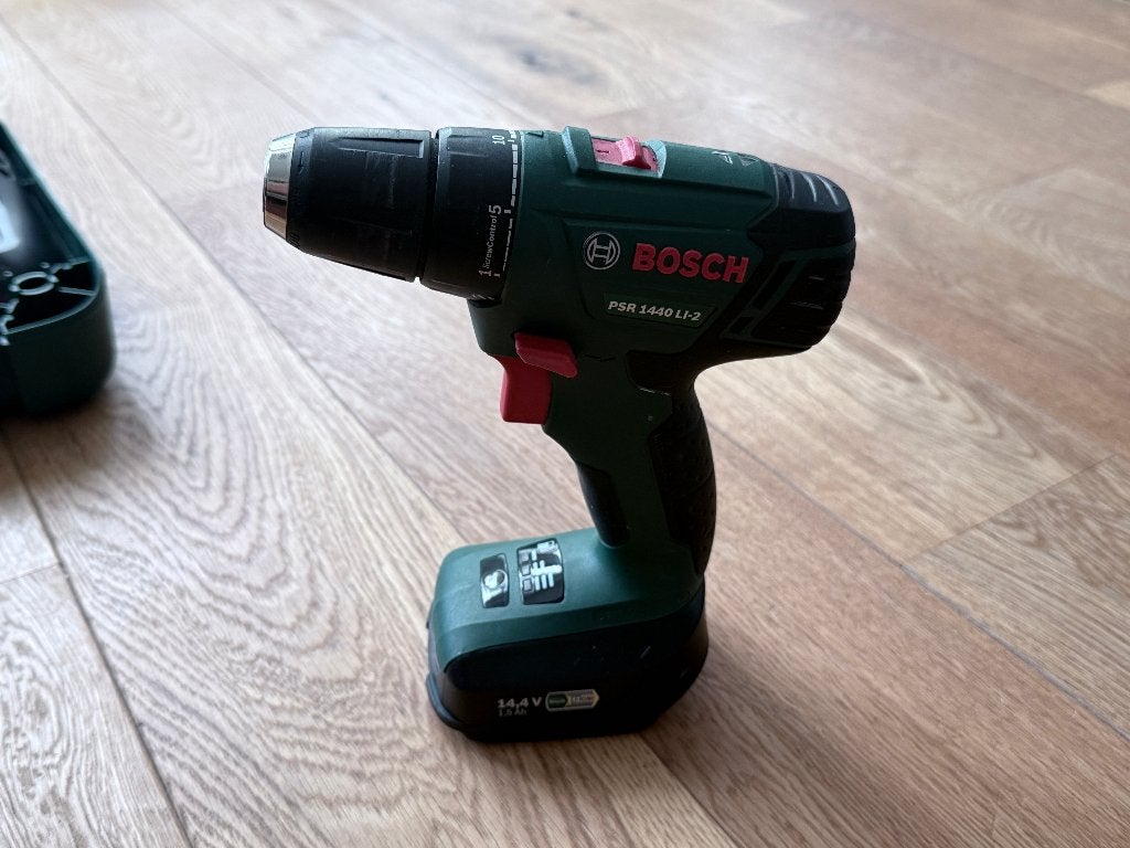 Bosch PSR 1440 LI-2 (broken motor), Doe-het-zelf en Verbouw, Ophalen, Gebruikt, Boor- en Schroefmachine, Variabele snelheid