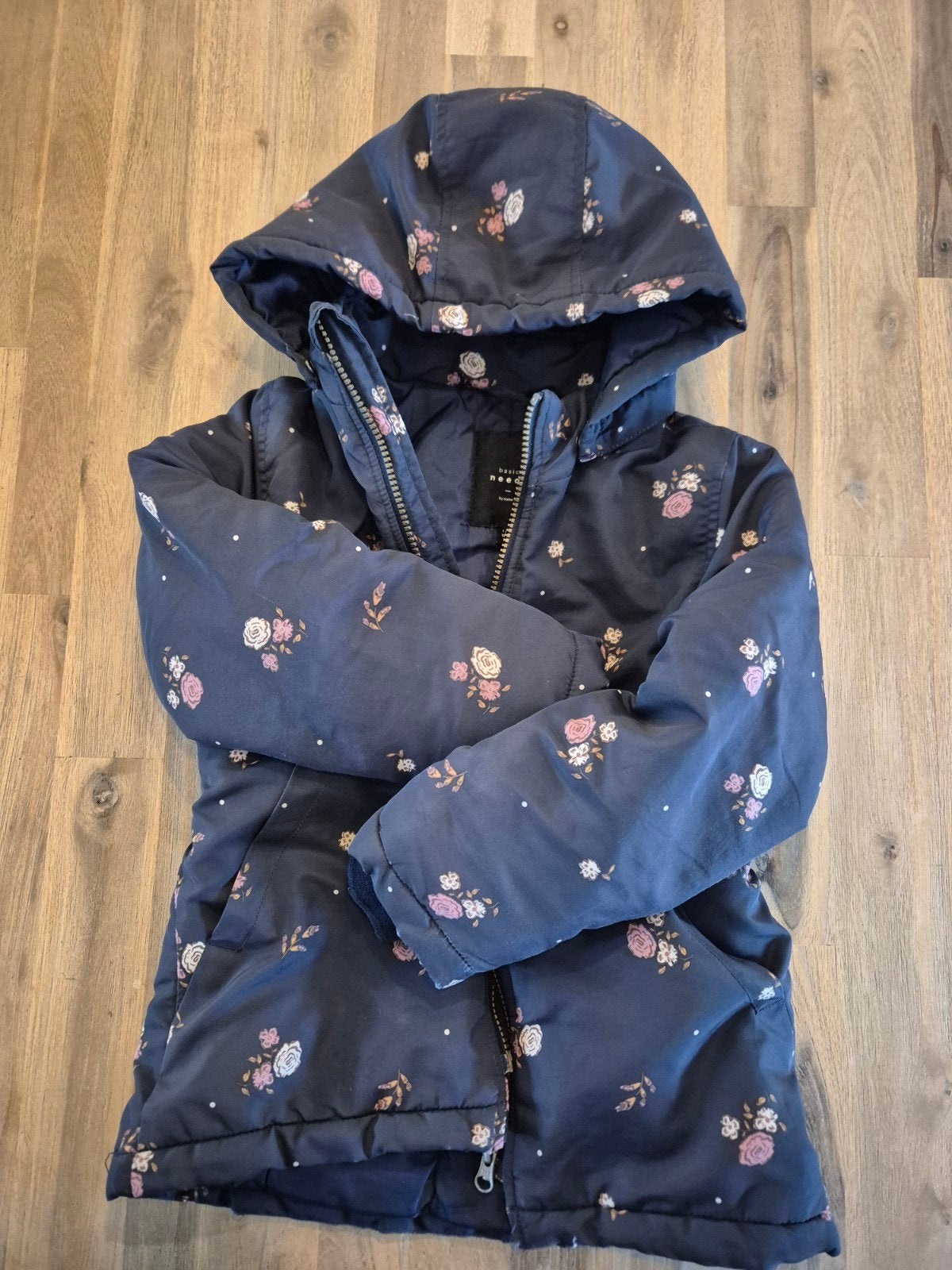 Name It winterjas blauw met bloemenprint - Maat 122, Ophalen, Gebruikt, Meisje, Name It
