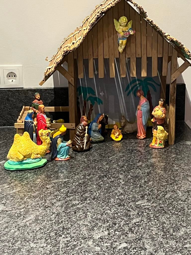 Kerststal met beeldjes., Ophalen of Verzenden, Gebruikt