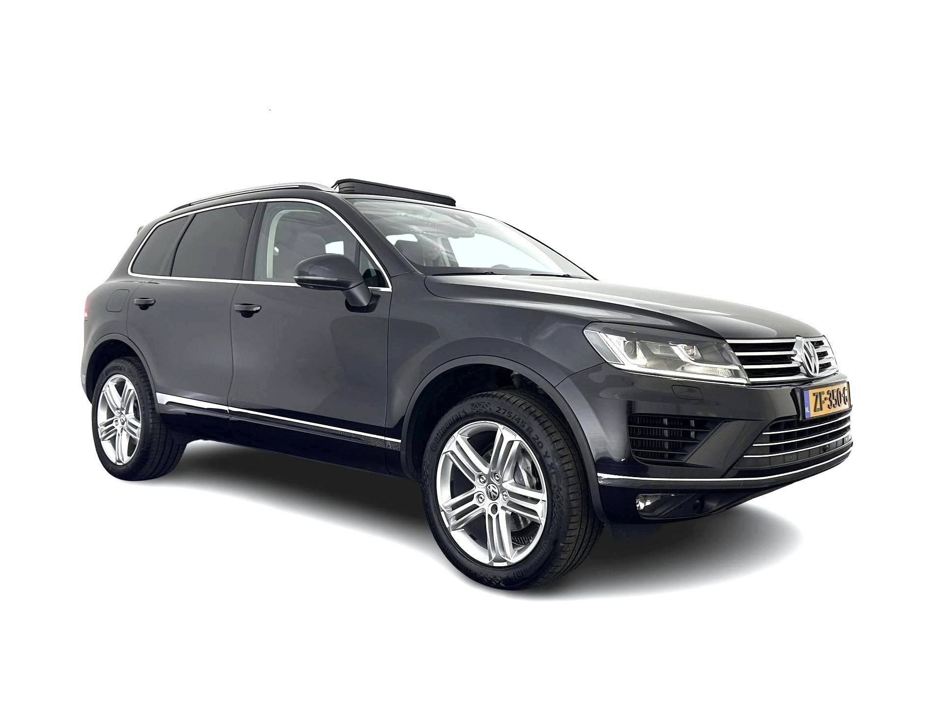 Volkswagen Touareg 3.0 TDI Highline Aut. *PANO | LEATHER | B, Auto's, Automaat, Gebruikt, 255 €/maand, Zwart