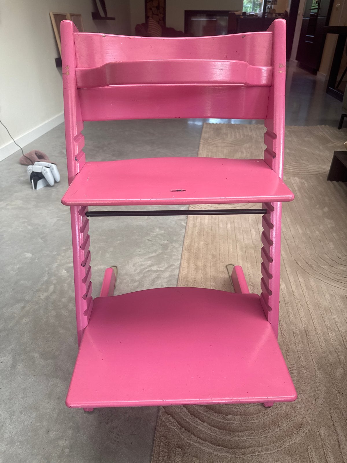 Roze Stokke Tripp Trapp kinderstoel, Kinderen en Baby's, Kinderstoelen, Ophalen, Gebruikt, Meegroeistoel, Aanschuifbaar