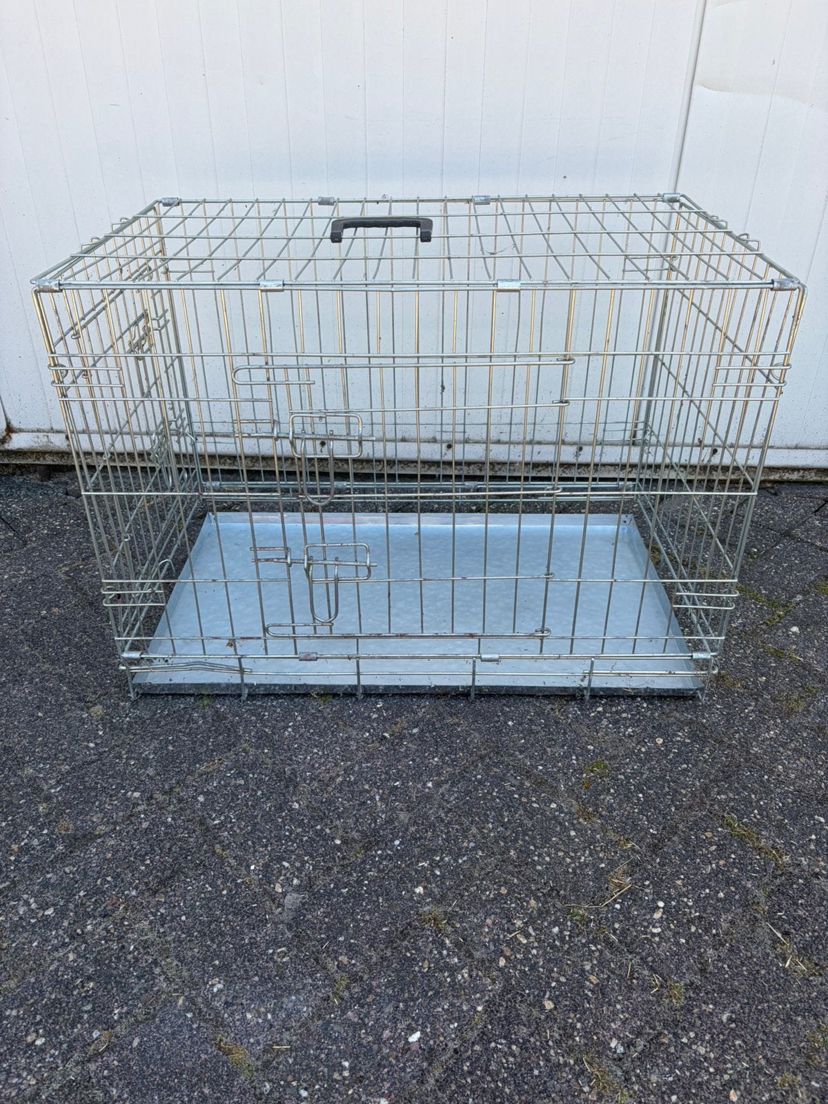 Bench, Dieren en Toebehoren, Hondenhokken, Ophalen, Minder dan 65 cm, Hondenhok, Zo goed als nieuw