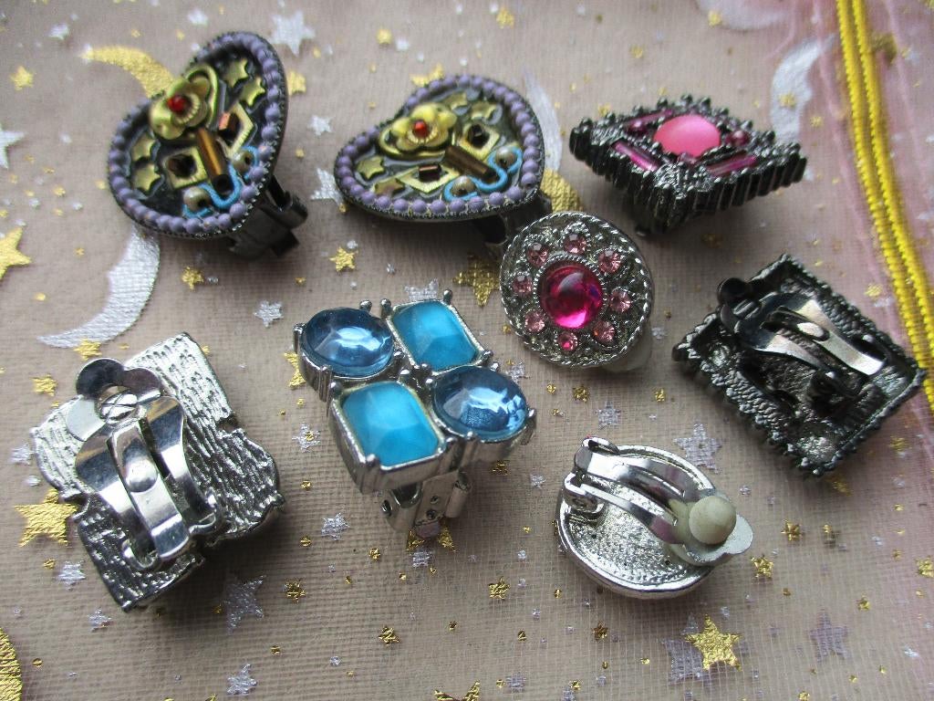 40/ mooie vintage rhinestone klap oorbellen, Ophalen of Verzenden, Nieuw, Overige typen