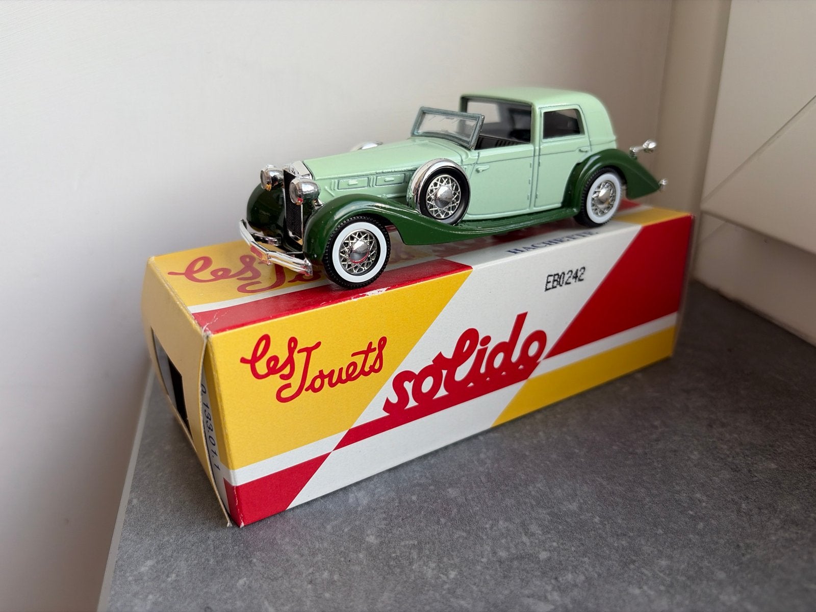 Solido Delage D8.120 schaalmodel met doosje, Ophalen of Verzenden, Zo goed als nieuw, Auto, Solido