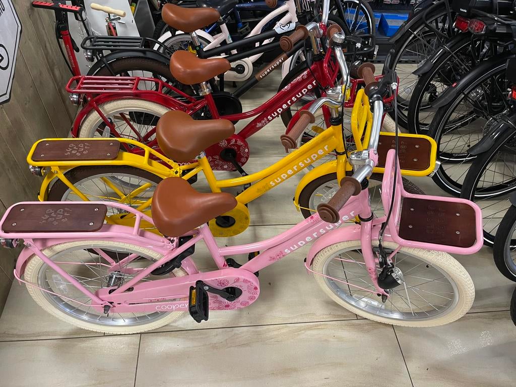 (NIEUW)Supersuper 16/18 en 20 inch, Fietsen en Brommers, Fietsen | Meisjes, Onbekend, Nieuw, Ophalen of Verzenden, Onbekend