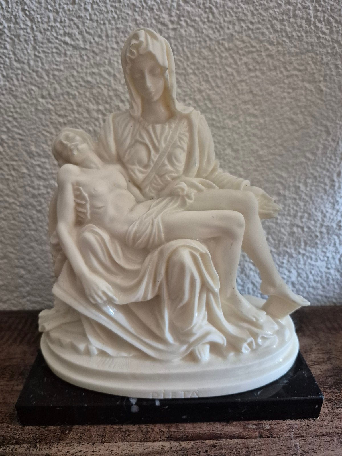 Pietà beeld. Kunstmarmer, Ophalen of Verzenden