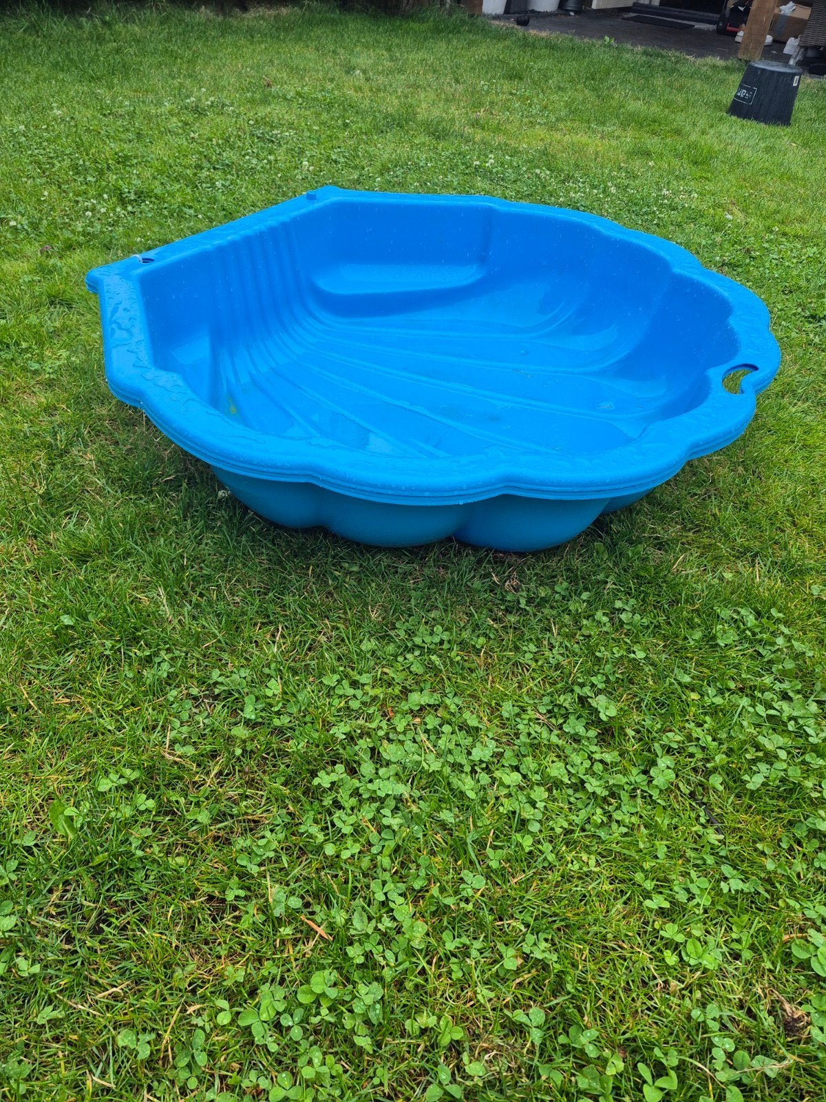 Nieuwe schelp zandbak / waterbak (2 delen), Kinderen en Baby's, Ophalen, Zo goed als nieuw