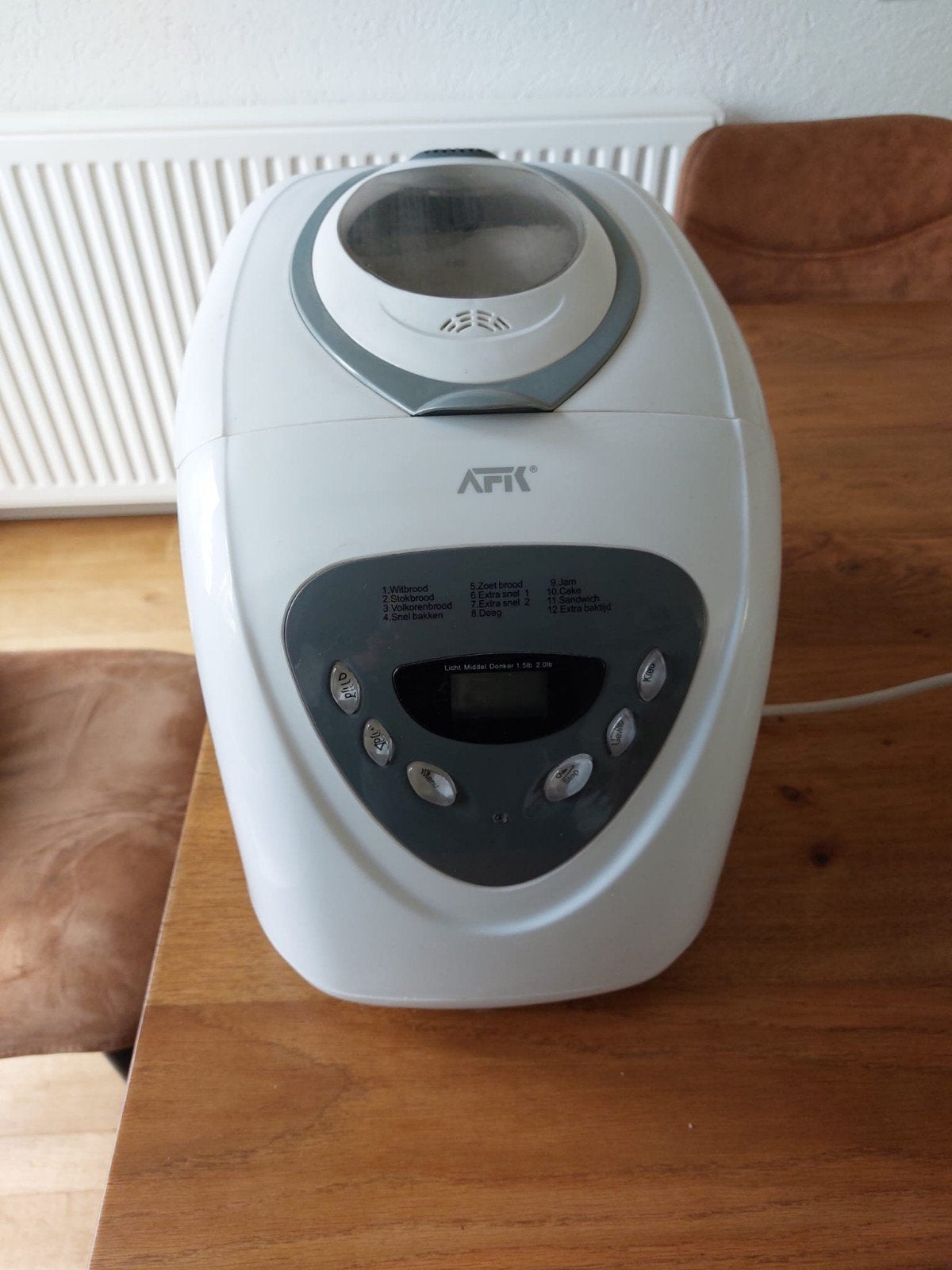 AFK Broodbakmachine - Weinig gebruikt, Witgoed en Apparatuur, Kijkvenster, 800 tot 1200 gram deeg, Zo goed als nieuw, Ophalen
