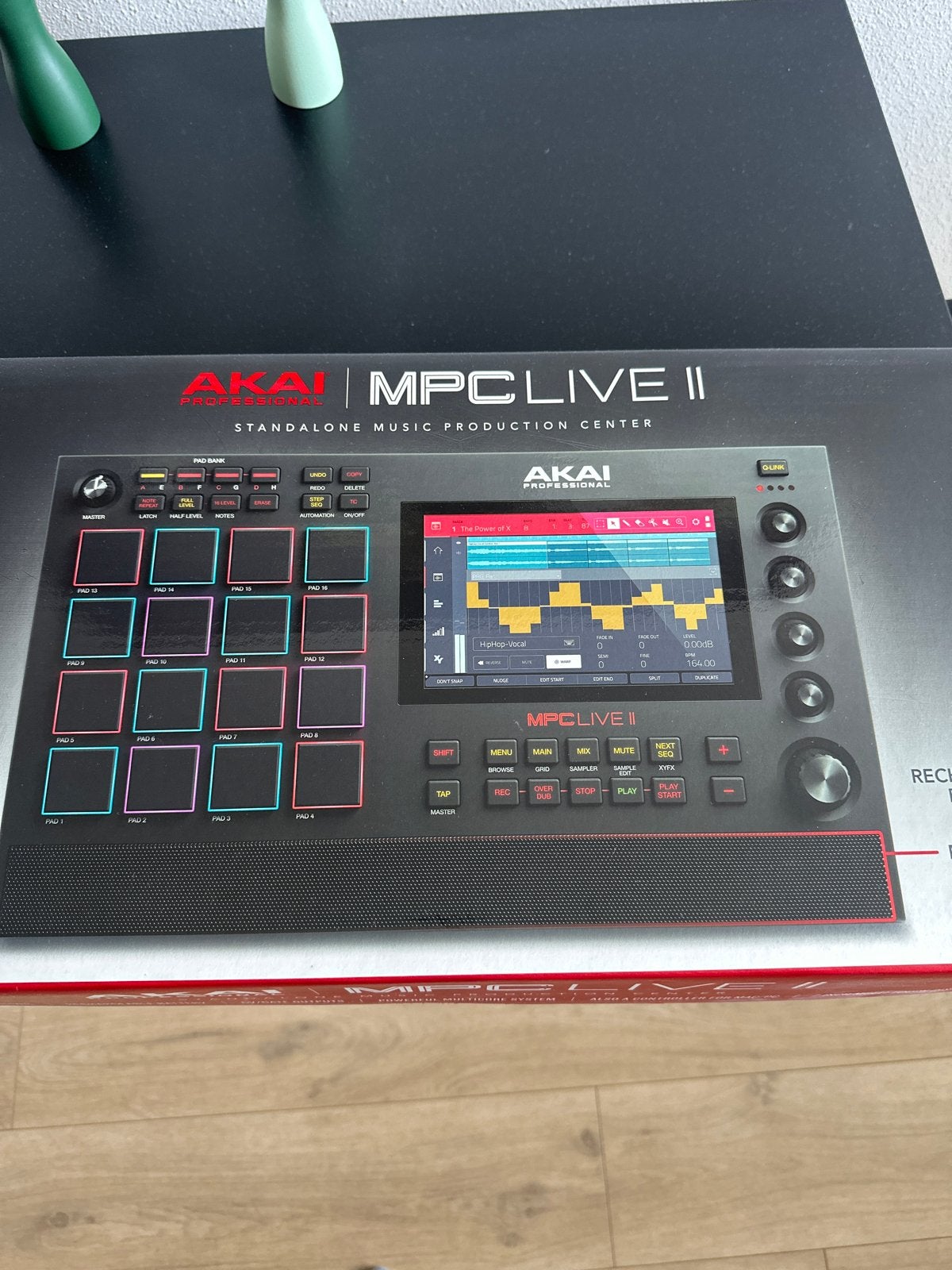 Akai MPC Live 2 - Standalone Music Production Center, Ophalen, Zo goed als nieuw, Overige merken