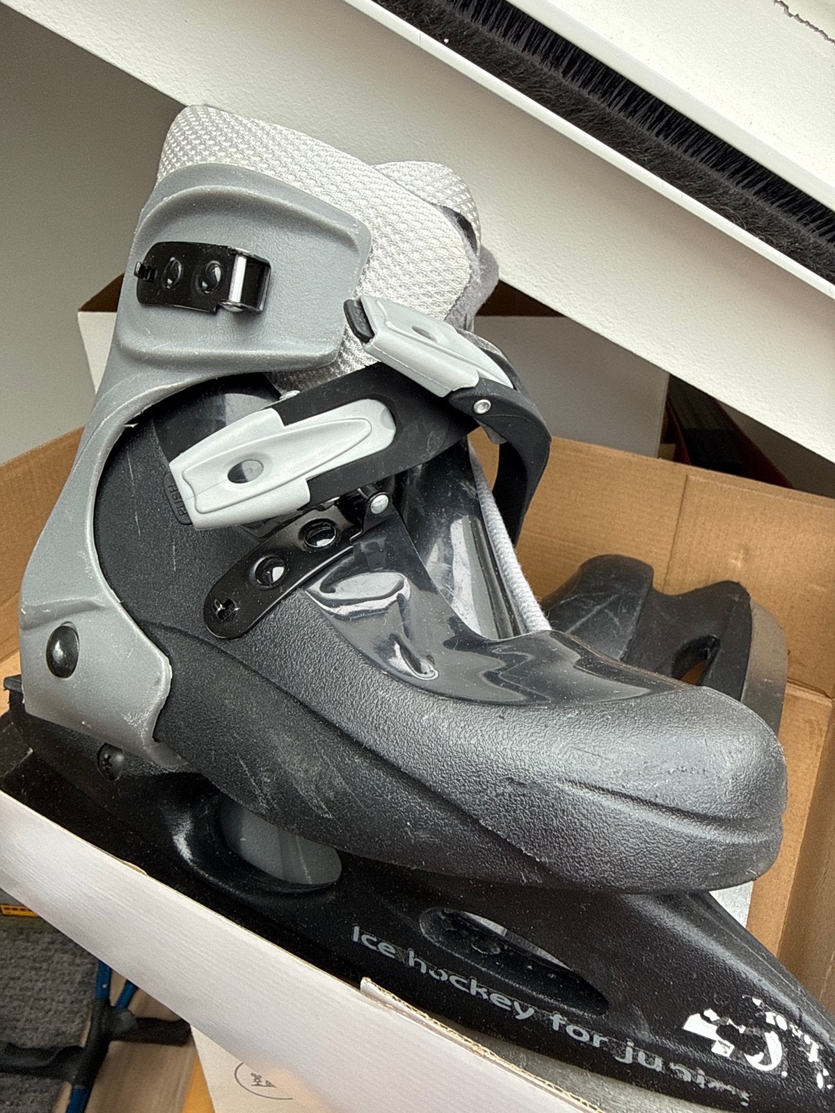 Frisia Ontario 232 ijshockeyschaatsen, verstelbaar 33-36, Ophalen, Nieuw, IJshockeyschaatsen, Overige merken
